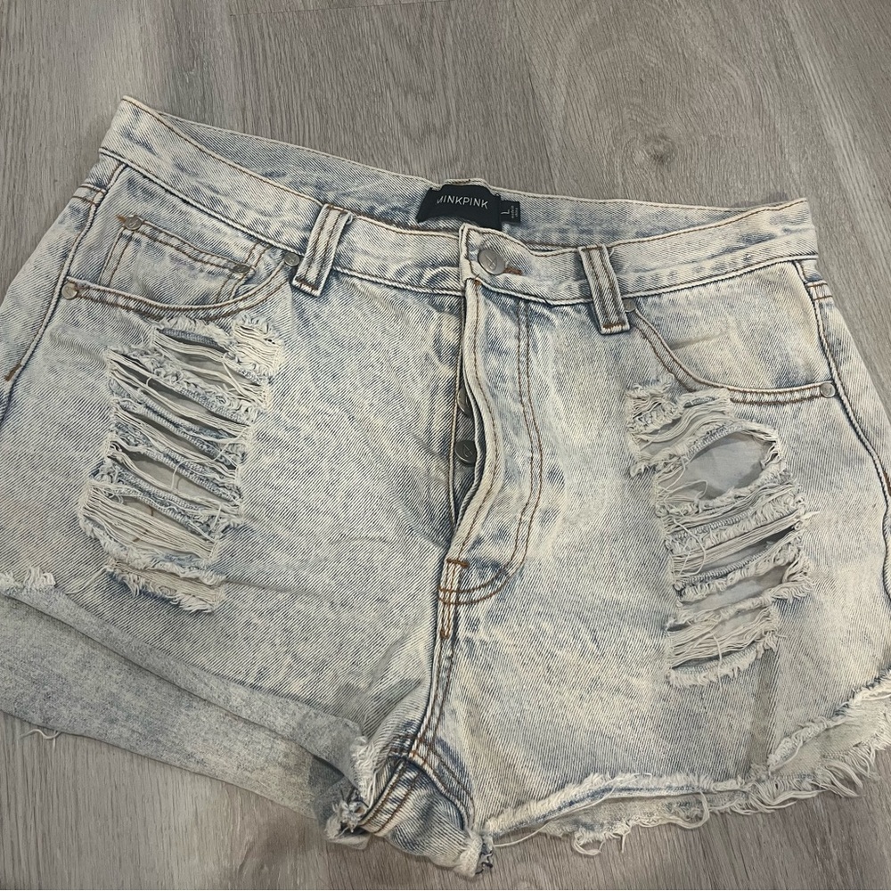 Mink Pink women's denim shorts - size large